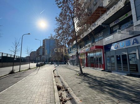 COMMERCIAL SPACE FOR RENT, ASTIR!