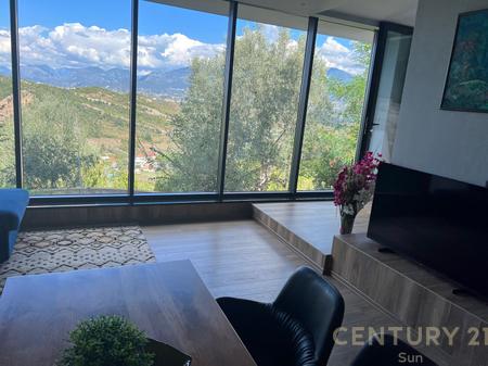 Vilë  me qera në Petrelë, Tiranë