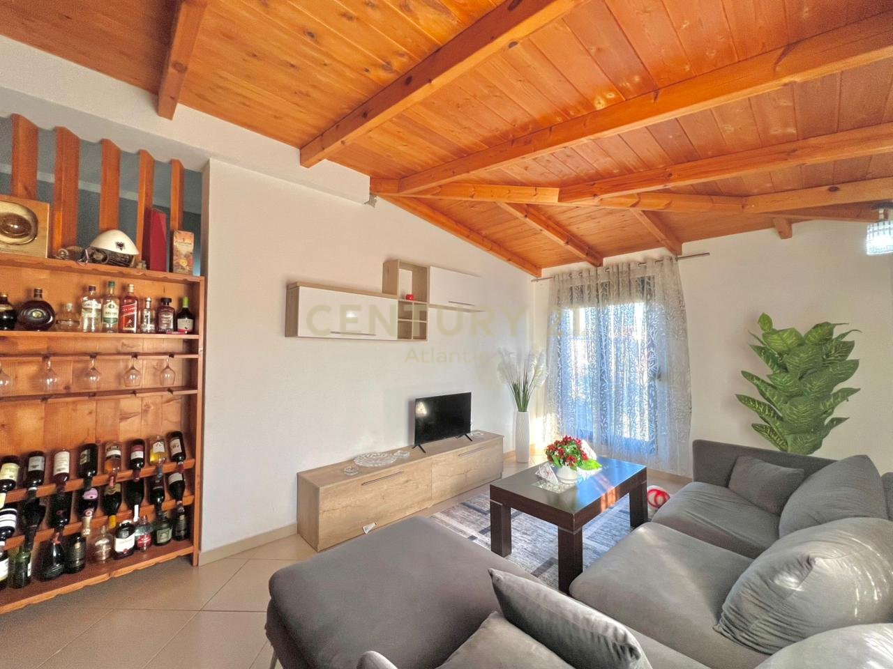 SHITET VILE 2 KATESHE NE PJEZE DURRES !