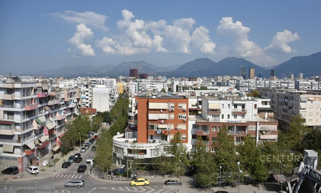 SHOP ON THE SUN HILL!