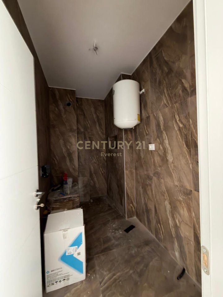 RR. JORDAN MISJA, APARTMENT/OFFICE FOR RENT!