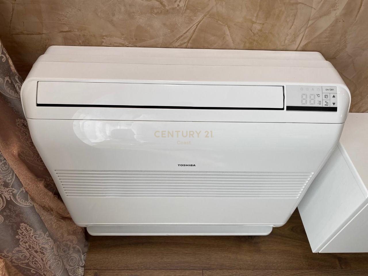 SHITET APARTAMENT 2+1  PAMJE DET NE LUNGOMARE 1,VLORE