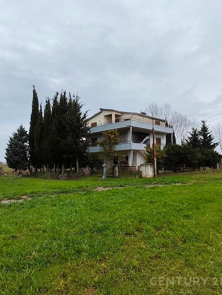 Villa For Sale in Hamallaj Durrës