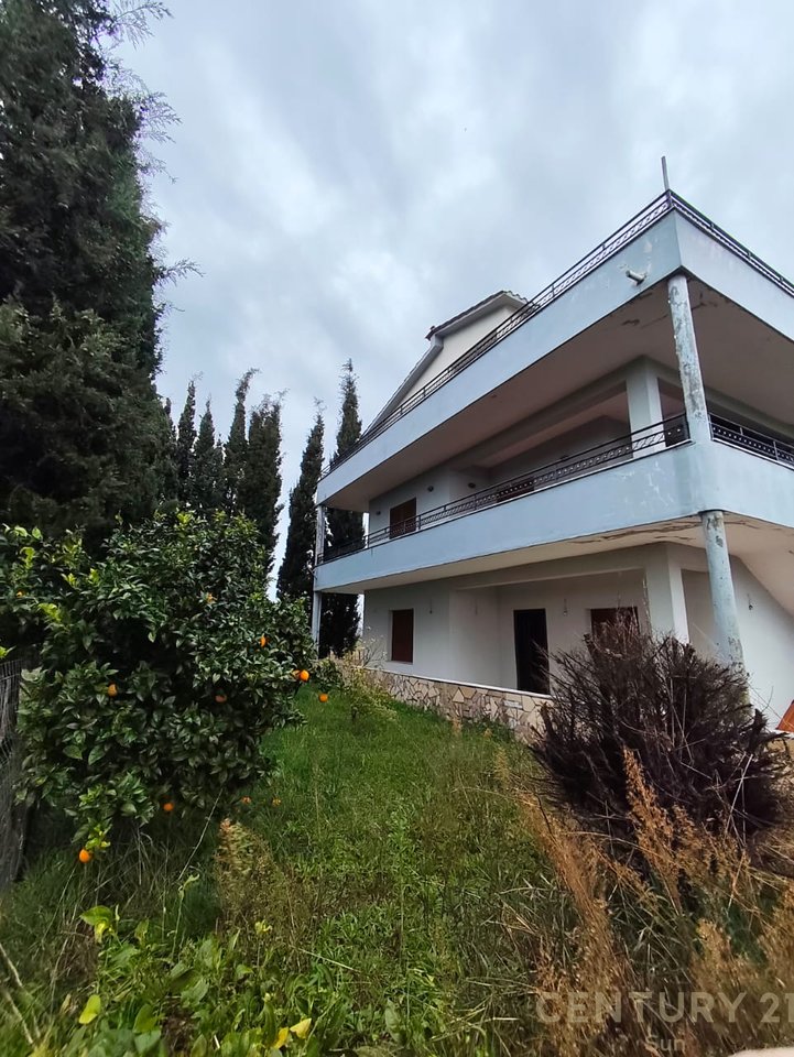 Villa For Sale in Hamallaj Durrës