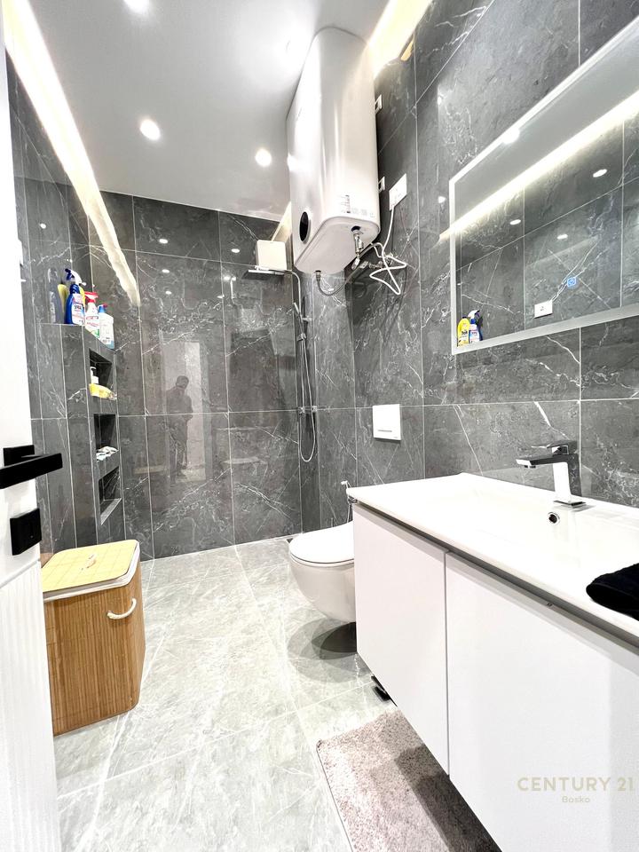 Zogu i Zi, apartament 1+1 per qira