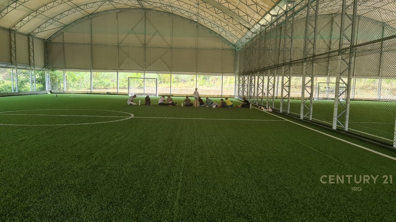 KOMPLEKS SPORTIV & HAPESIRA ARGËTIMI