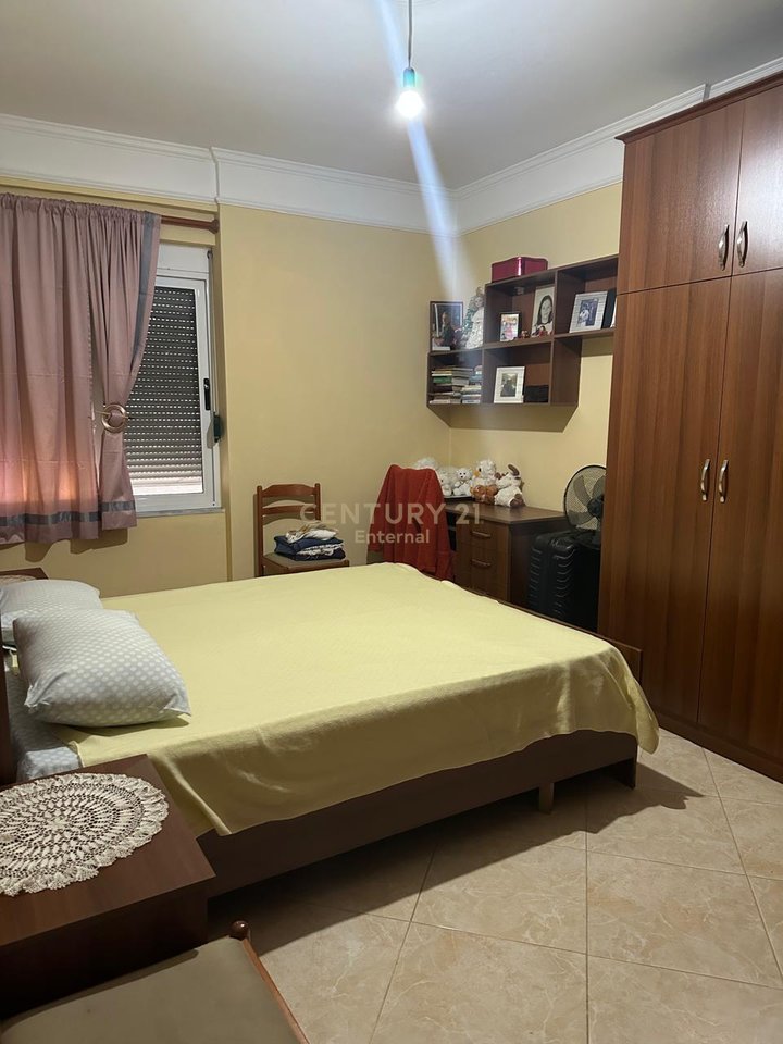 Apartament 2+1 per qira ne Astir