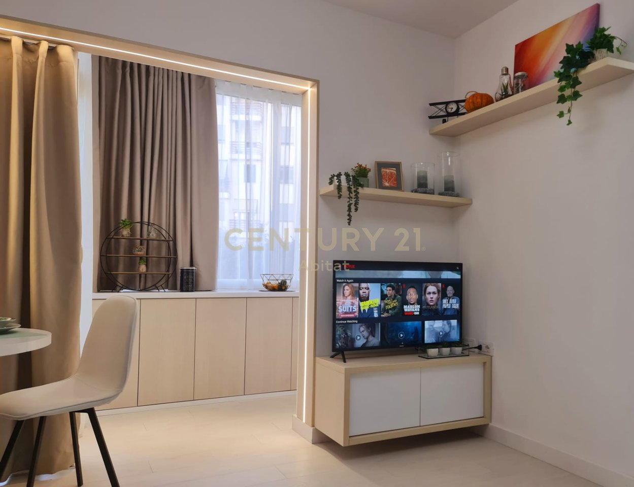 MONOLOCALE INVESTITO IN VENDITA VICINO A WILLSON SQUARE - OPPORTUNITÀ DI INVESTIMENTO IDEALE