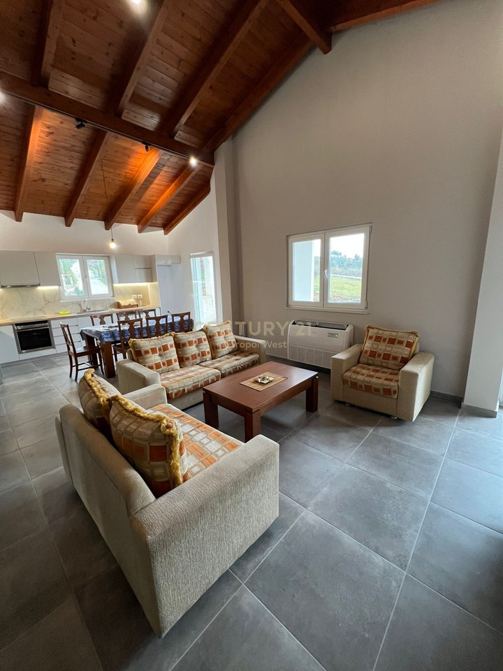 Apartment 3+1+2+ 2 Parking Spaces For Rent near Farka Lake, Tirana - €600 | 146 m²