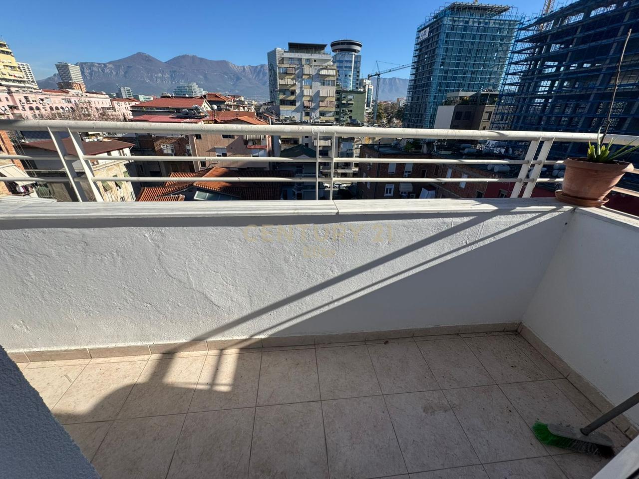 Appartamento 2+1+2 in affitto in un condominio!