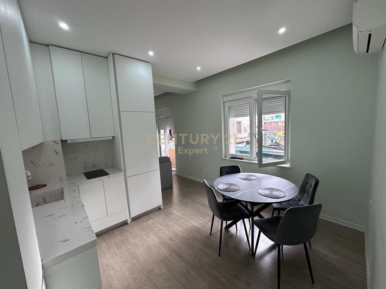 2 Apartamente per Shitje te rruga e Elbasanit