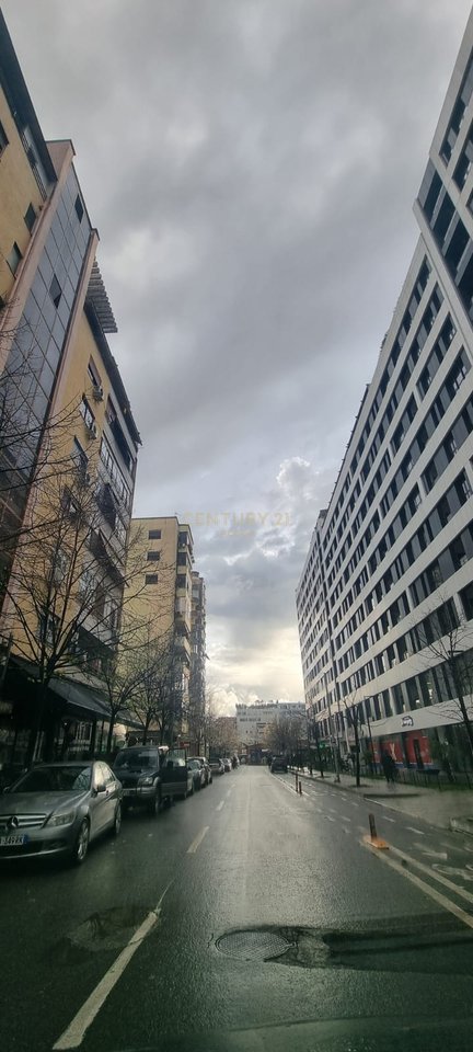 APARTMENT FOR RENT 2+1+2, BEHIND SQUARE 21!