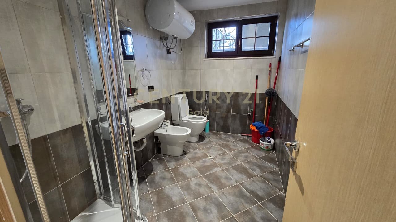 Jepet me qera vile te Akacia Hills