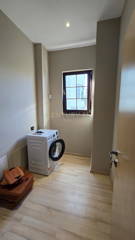 Jepet me qera vile te Akacia Hills