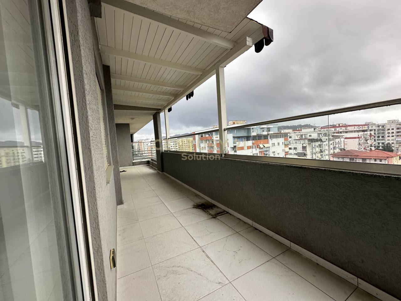 APPARTAMENTO 3+1+2 IN VENDITA VICINO A VILA L!