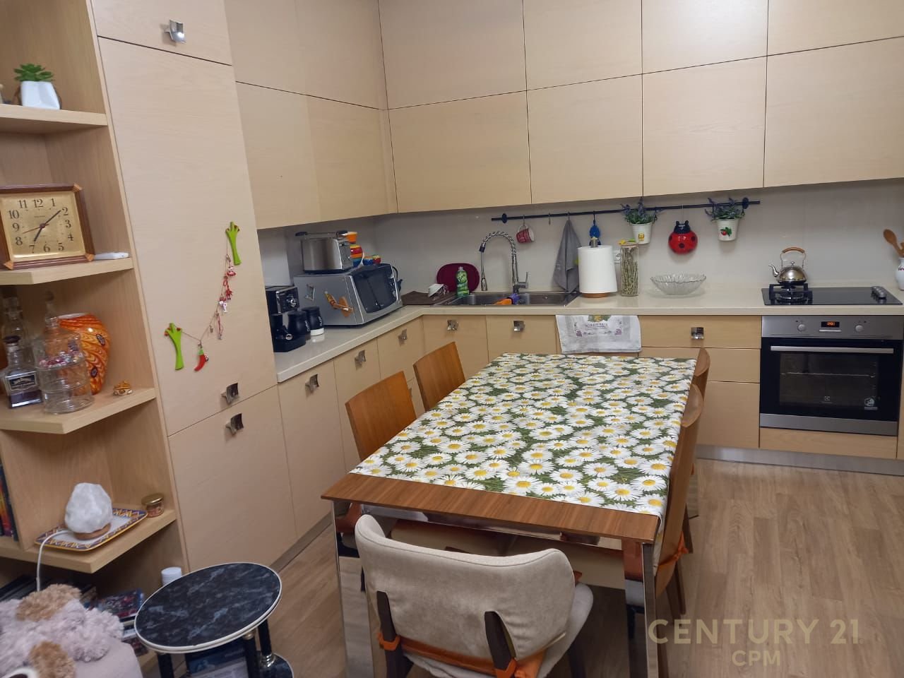 SHESIM APARTAMENT 2+1+2 Plus Parking !!!! NE ZEMER TE TIRANES!!