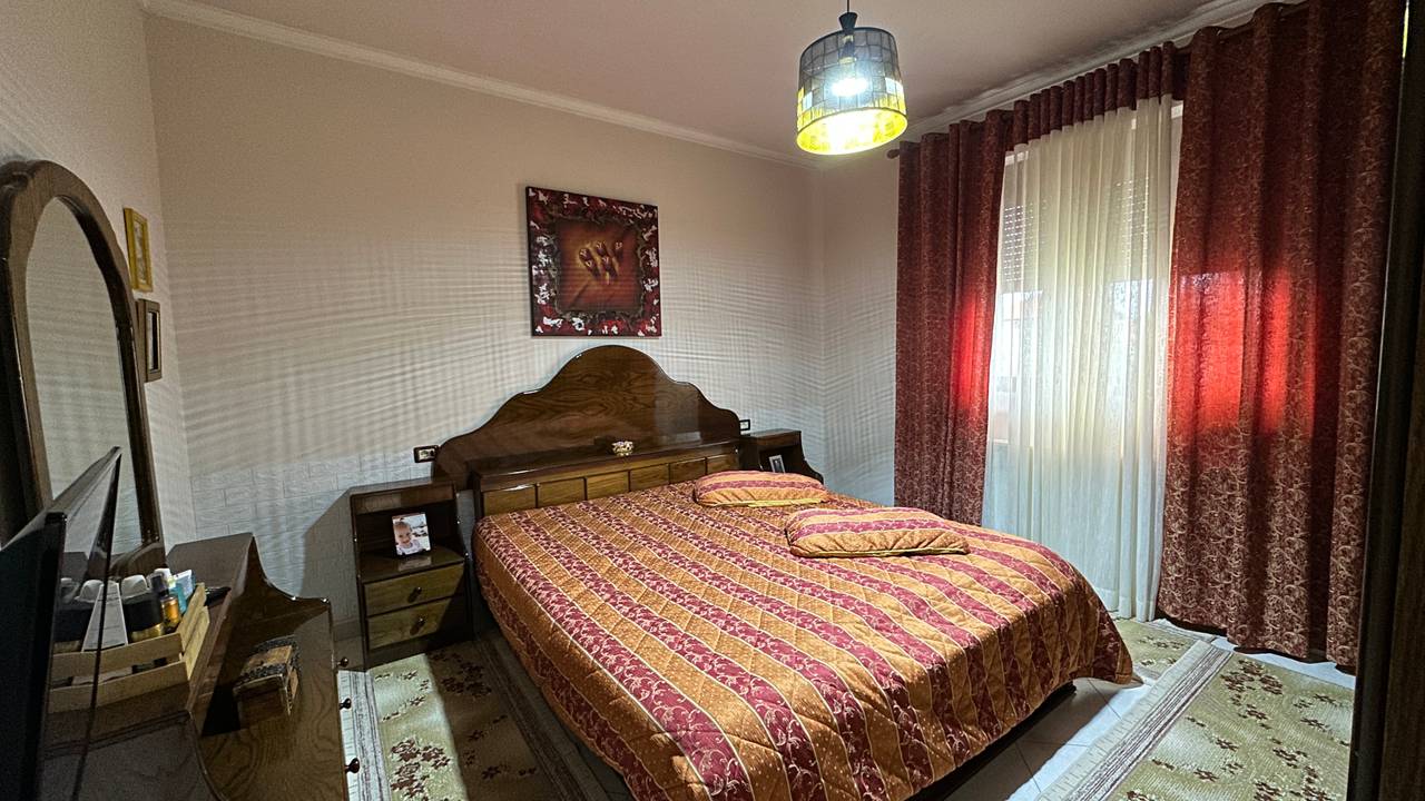 VILË 2-KATËSHE PËR SHITJE NË POGRADEC – LAGJIA 5, RRUGA “RILINDJA”