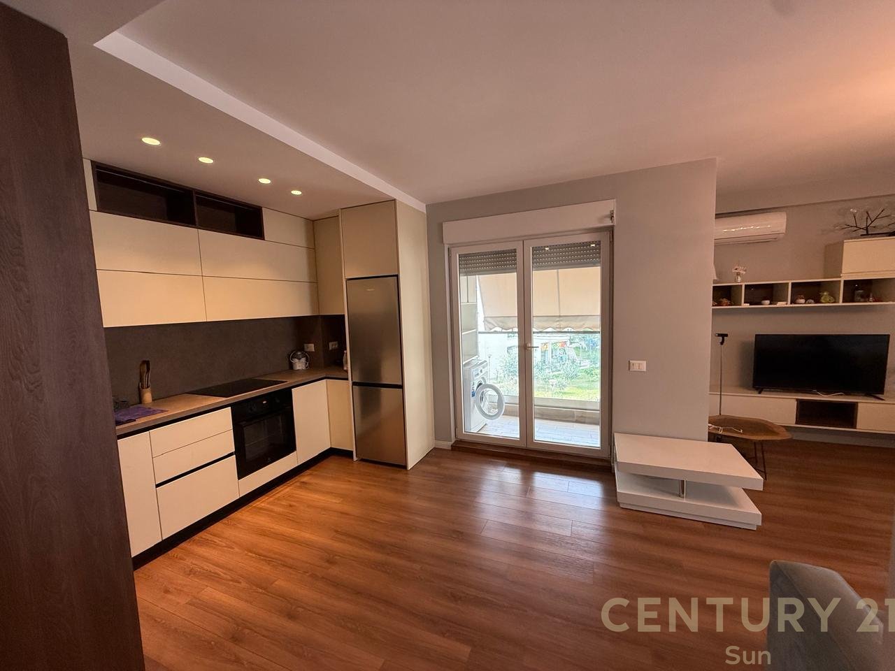 1+1 Apartment For Sale in Magnet Complex, Tirana - 169000€ | 65 m²