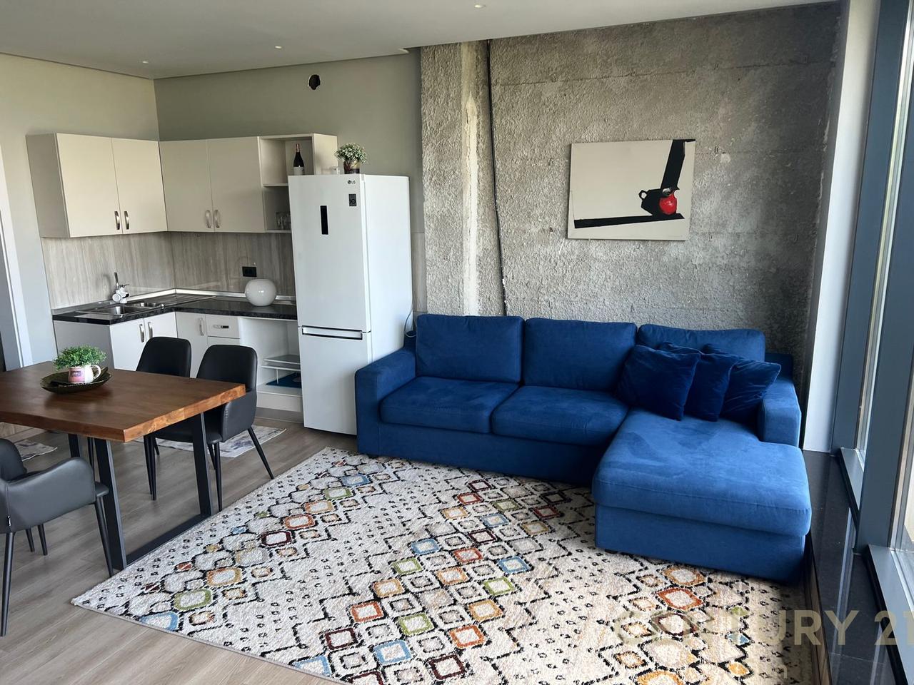 Vilë  me qera në Petrelë, Tiranë