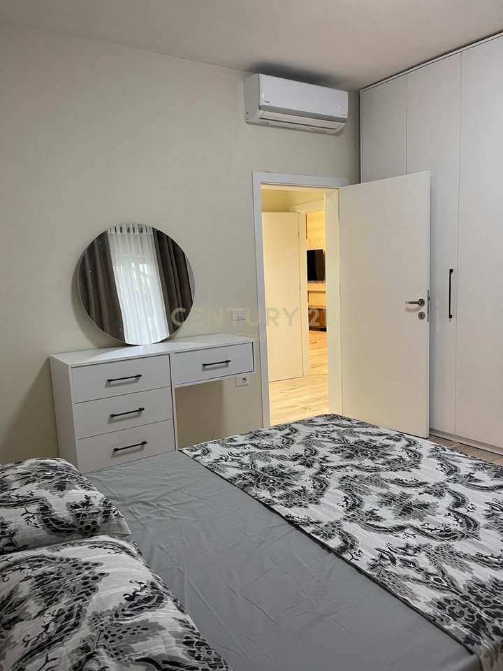 JEPET ME QERA APARTAMENT 2+1+2 – FRESK, RRUGA SHEFQET KUKA