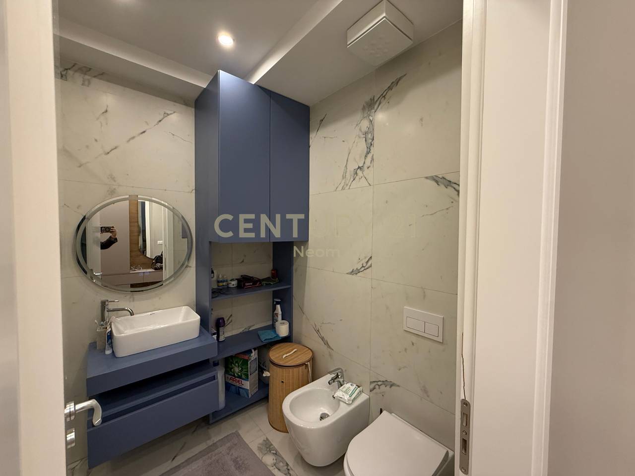 Apartament 2+1për Shitje – Kodra e Diellit, Tiranë