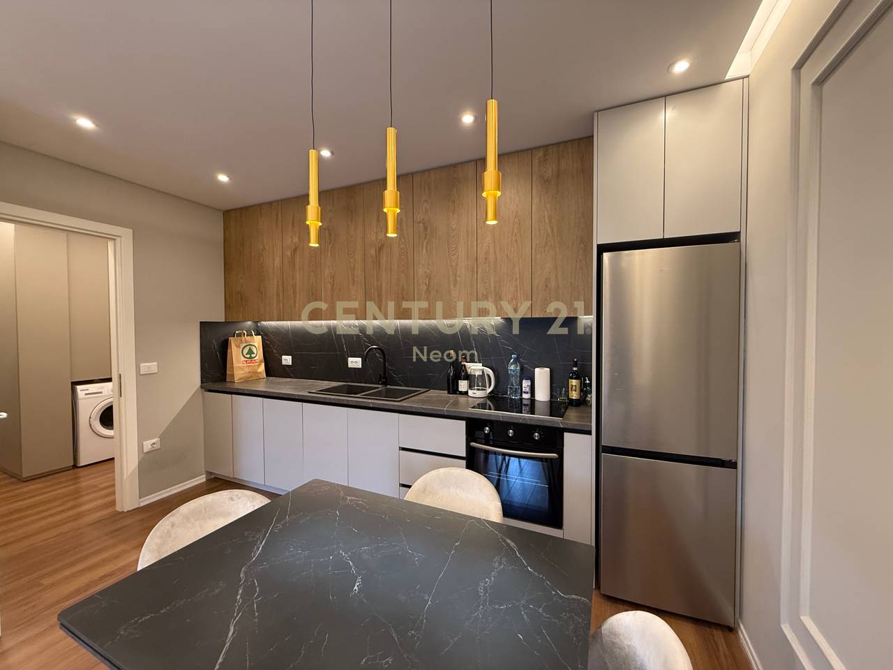 Apartament 2+1për Shitje – Kodra e Diellit, Tiranë