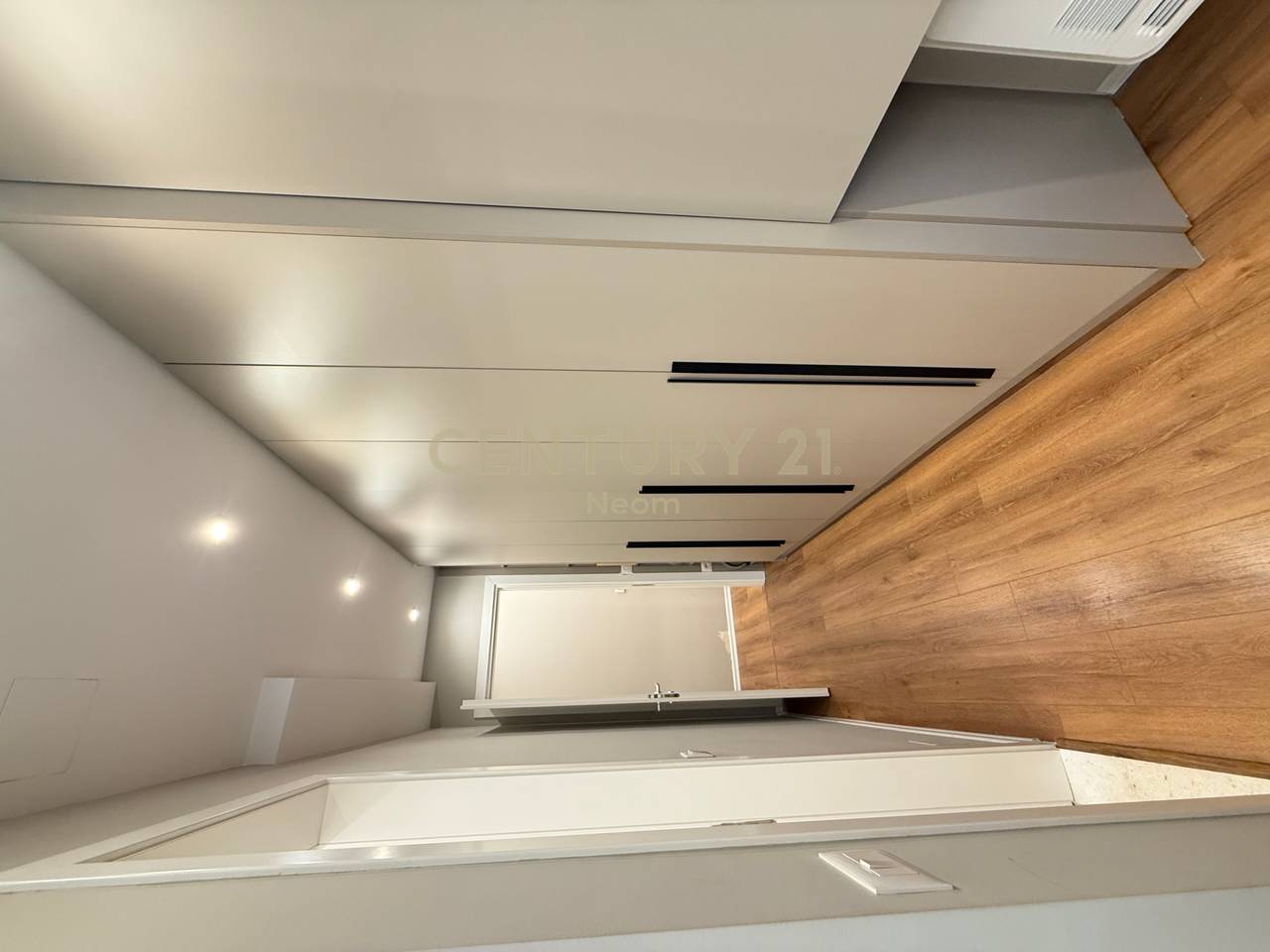 Apartament 2+1për Shitje – Kodra e Diellit, Tiranë