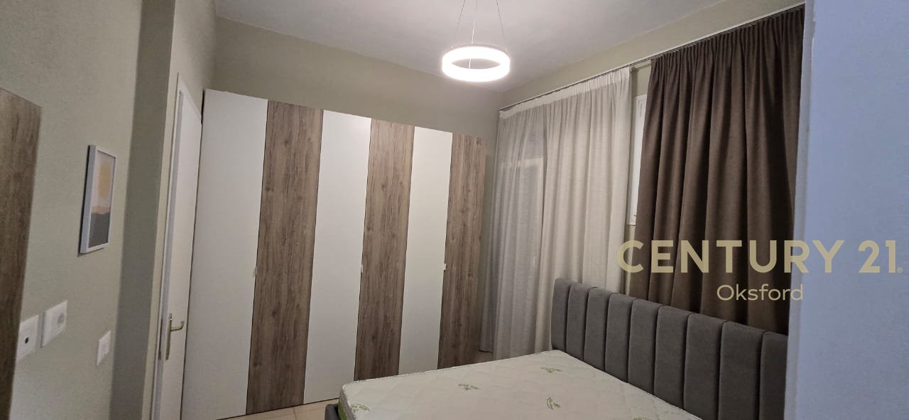 APARTAMENT PËR QIRA 2+1+2 NË KOPSHTIN BOTANIK!