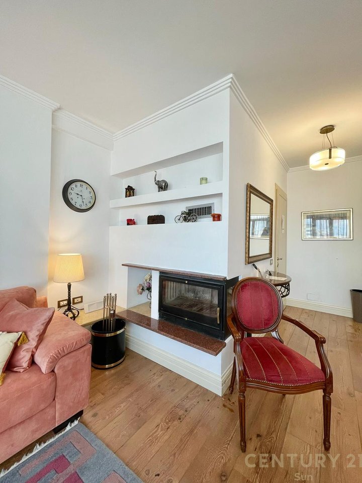 APARTAMENT ELITAR,1+1 PER QIRA TE DREJTORIA E POLICISE!