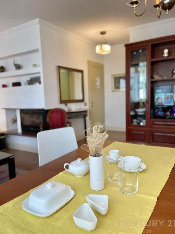 APARTAMENT ELITAR,1+1 PER QIRA TE DREJTORIA E POLICISE!