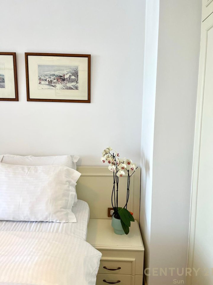 APARTAMENT ELITAR,1+1 PER QIRA TE DREJTORIA E POLICISE!