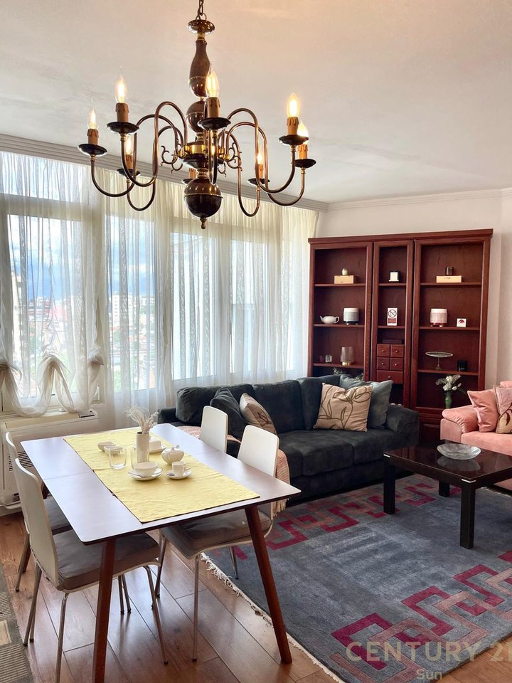 APARTAMENT ELITAR,1+1 PER QIRA TE DREJTORIA E POLICISE!