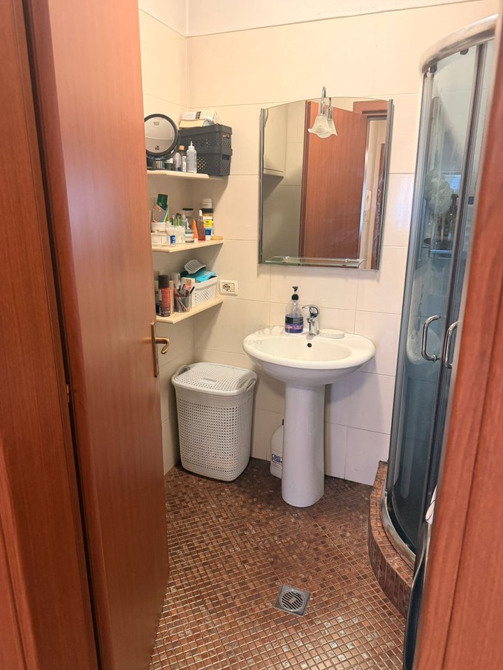 SHITET APARTAMENT 1+1 NË FRESK