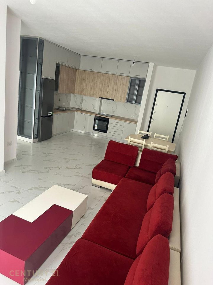 Apartament 2+1 me Qira tekBulevardi Blu, Kamez , 500€ | 128 m²