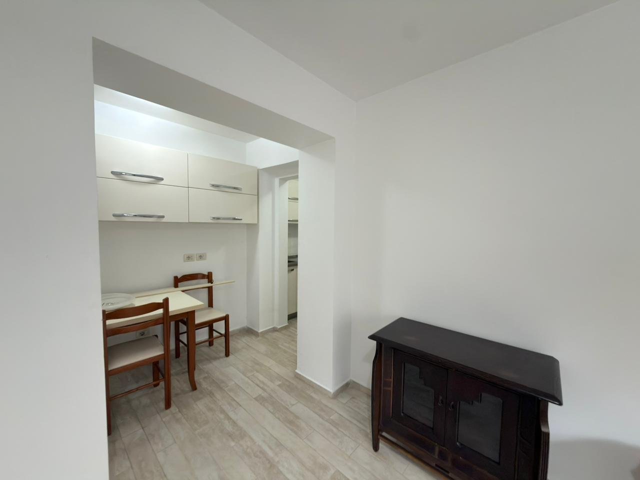 PRANE BULEVARDIT ZOGU I PARE, SHESIM APARTAMENT 2+1