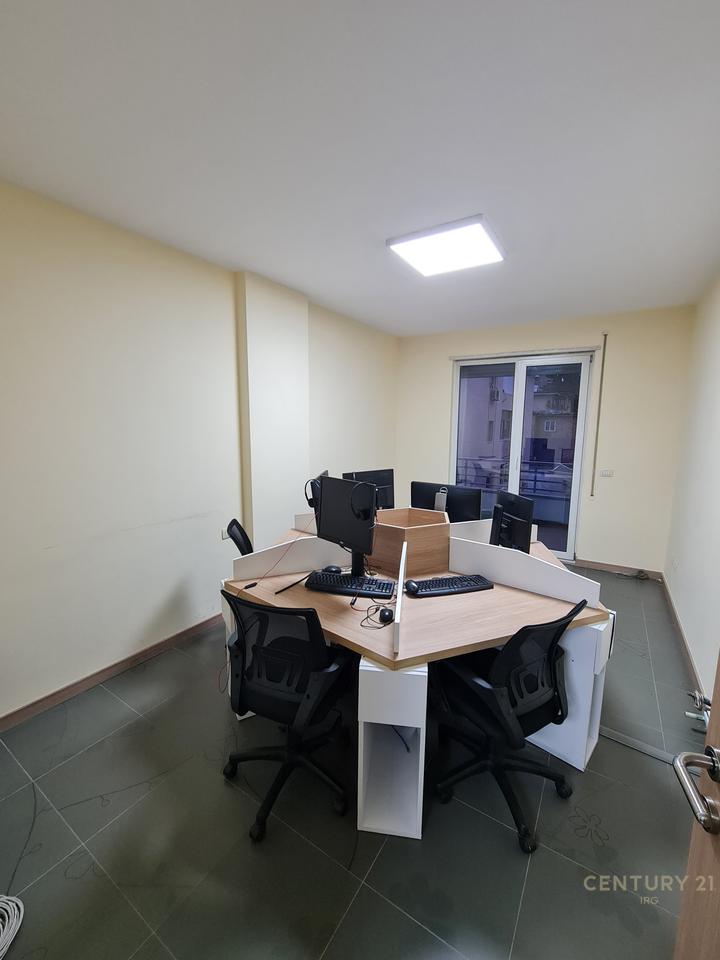 Jepet me qera zyre tek Garda!