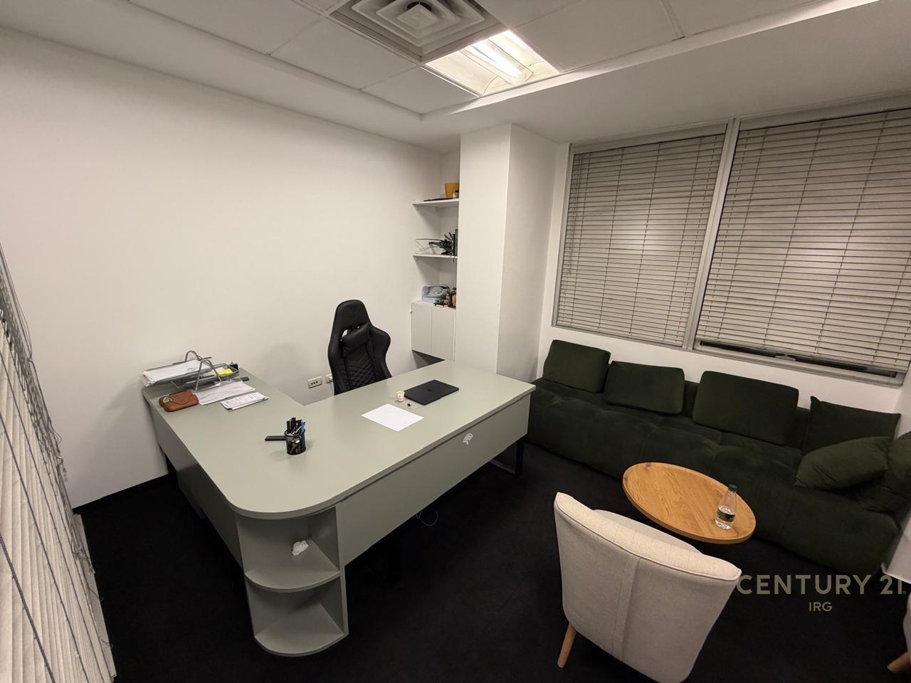 Ufficio in affitto di fronte al Centro Toptani!