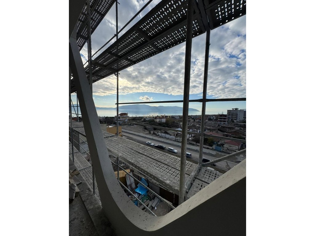 Shitet Apartament 1+1 – Vlora Marine!