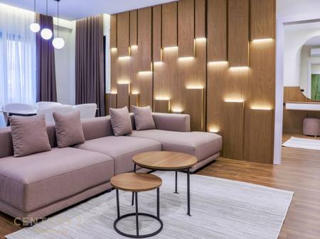 APARTAMENT MODERN PER QERA PRANE QENDRES SE TIRANES!