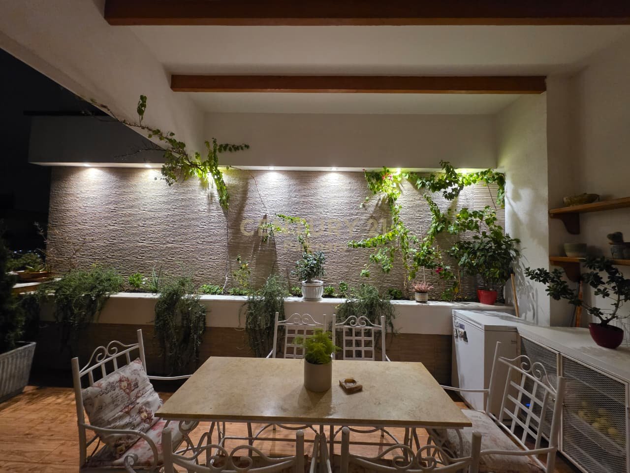 SUPER APARTMENT 2+1+2 TOILETS + LAUNDRY + VERANDA IN FRONT OF ITALY HOUSE