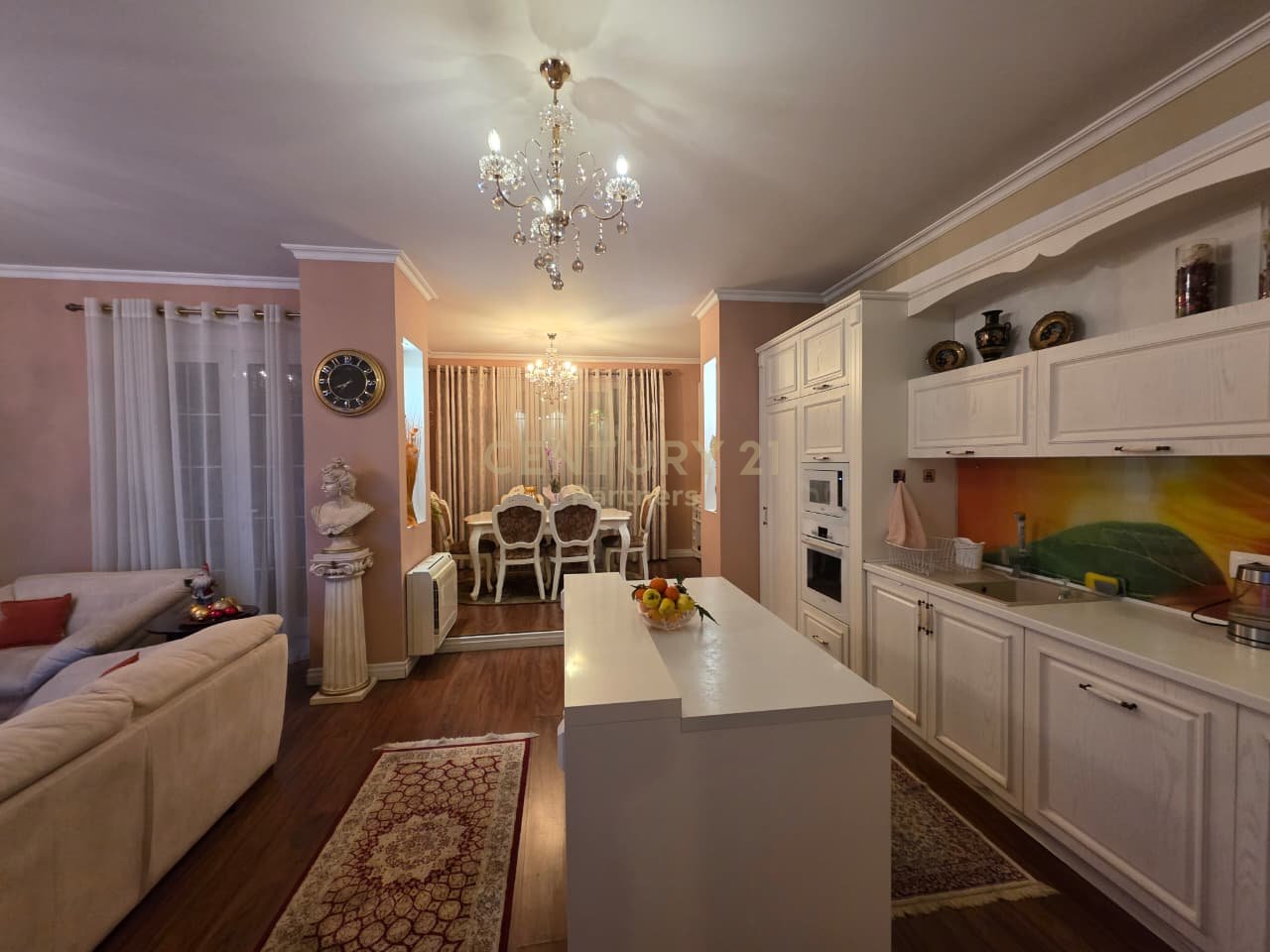 SUPER APARTMENT 2+1+2 TOILETS + LAUNDRY + VERANDA IN FRONT OF ITALY HOUSE