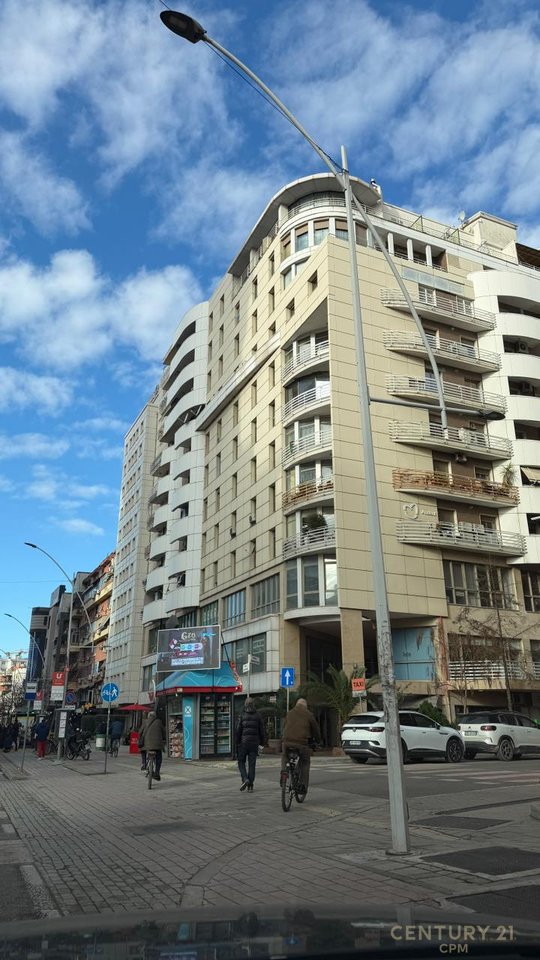 Ambient zyre per qira ne Qender