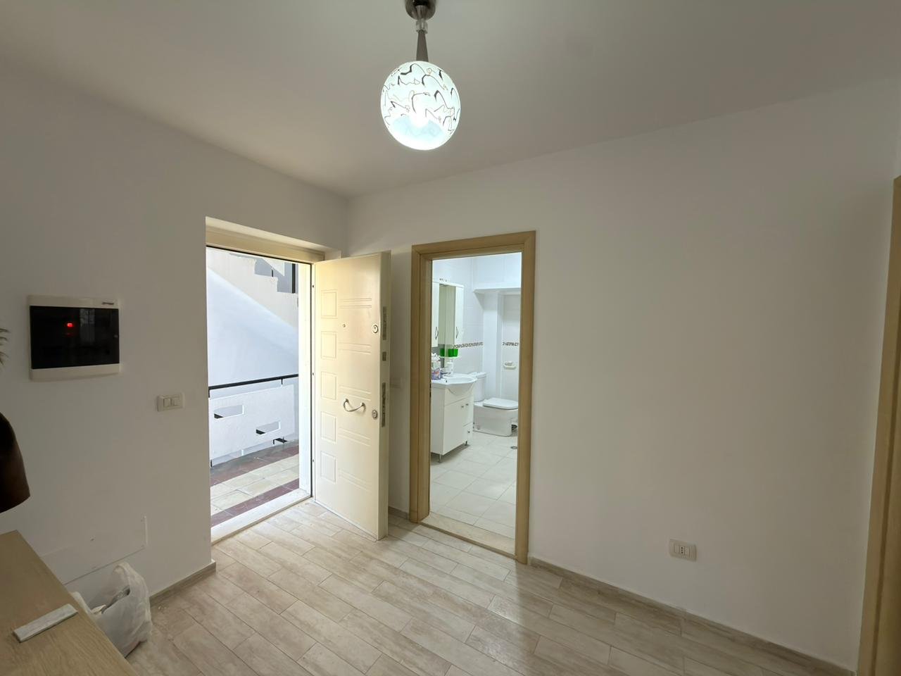 VICINO A BULEVARDIT ZOGU I PARE, APPARTAMENTO 2+1 IN VENDITA