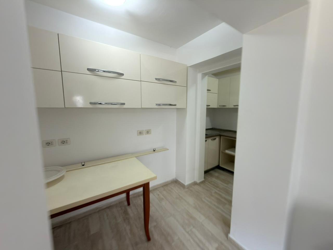 VICINO A BULEVARDIT ZOGU I PARE, APPARTAMENTO 2+1 IN VENDITA