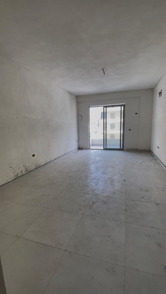 APARTAMENT 1+1 PER SHITJE,NE ORIKUM!