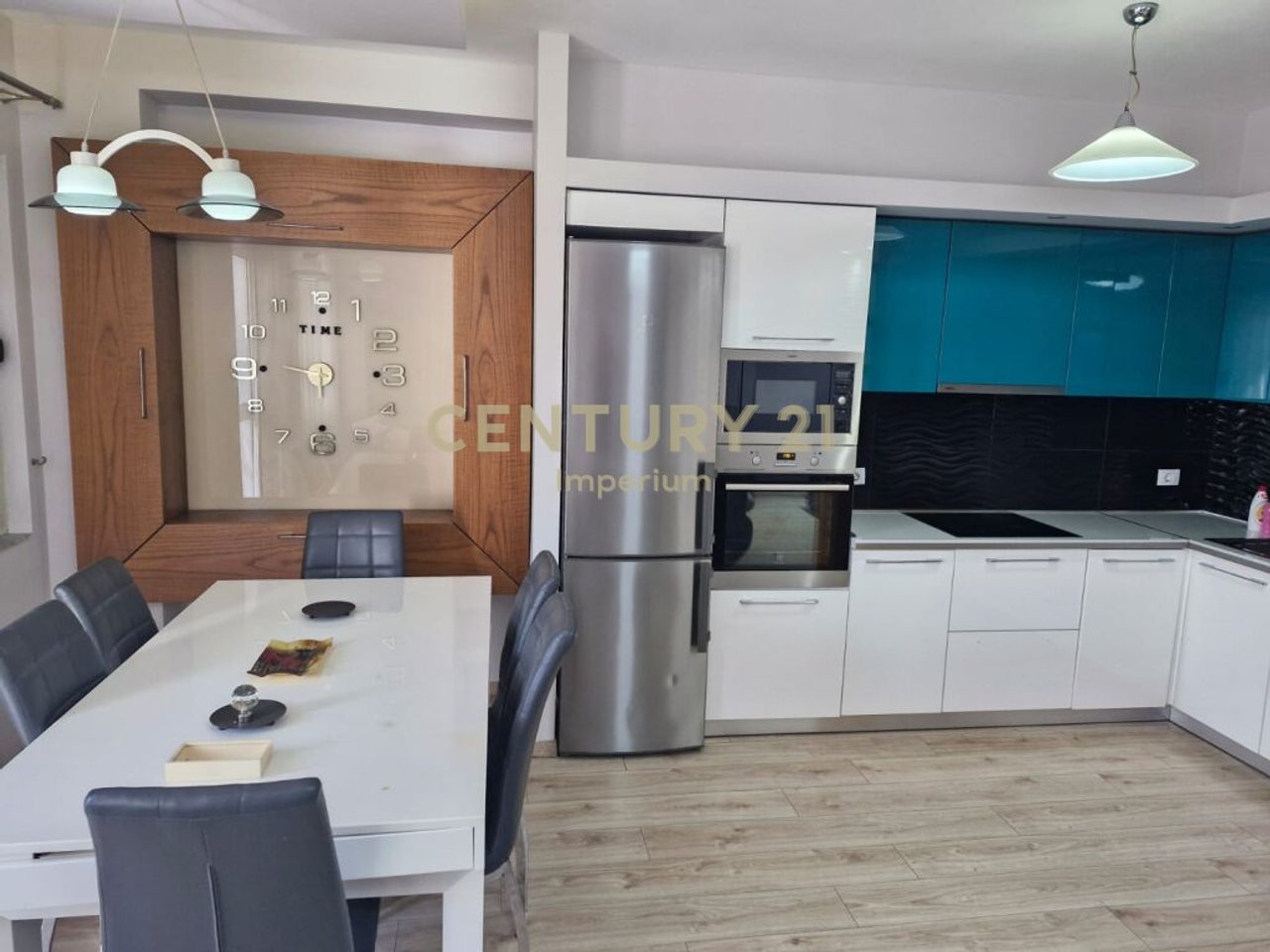 🏡 APARTAMENT 3+1 NË SHITJE NË YZBERISHT 🏡