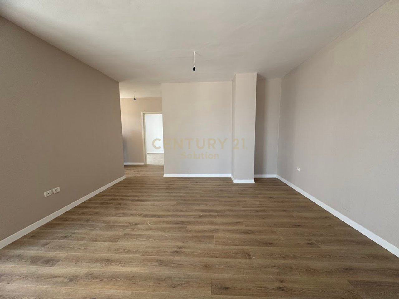 APARTMENT 2+1 + VERANDA IN ASTIR!