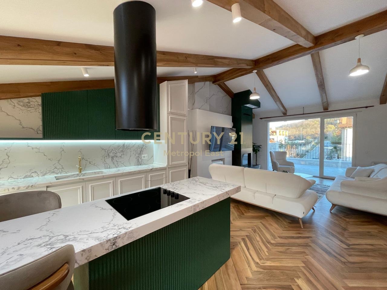 Penthouse 3+1+3 Per Qira ne "Secret Garden Residence"