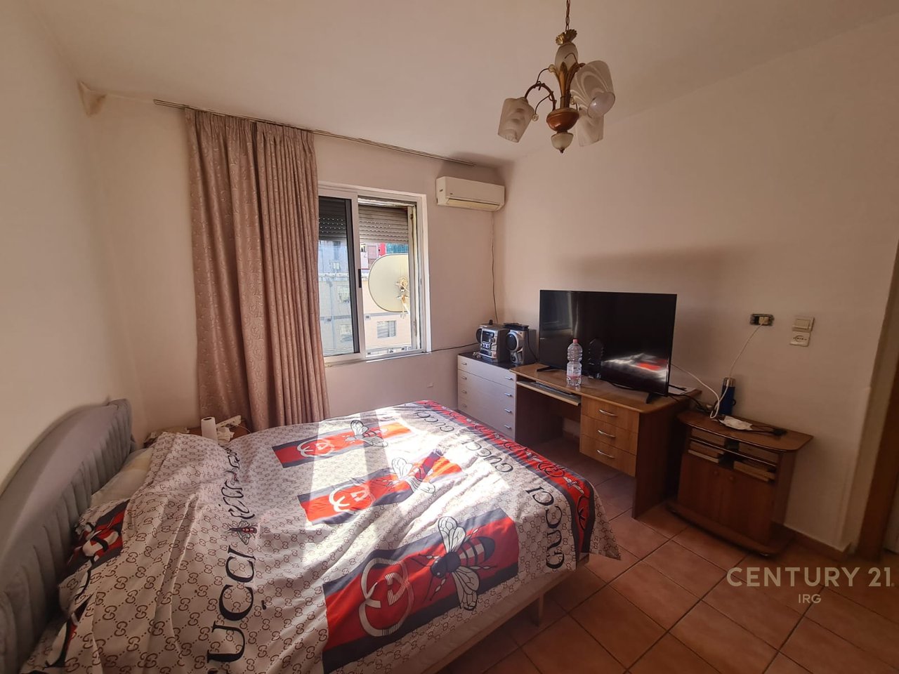 APARTMENT 4+2+1 NEAR P.NINI SCHOOL!