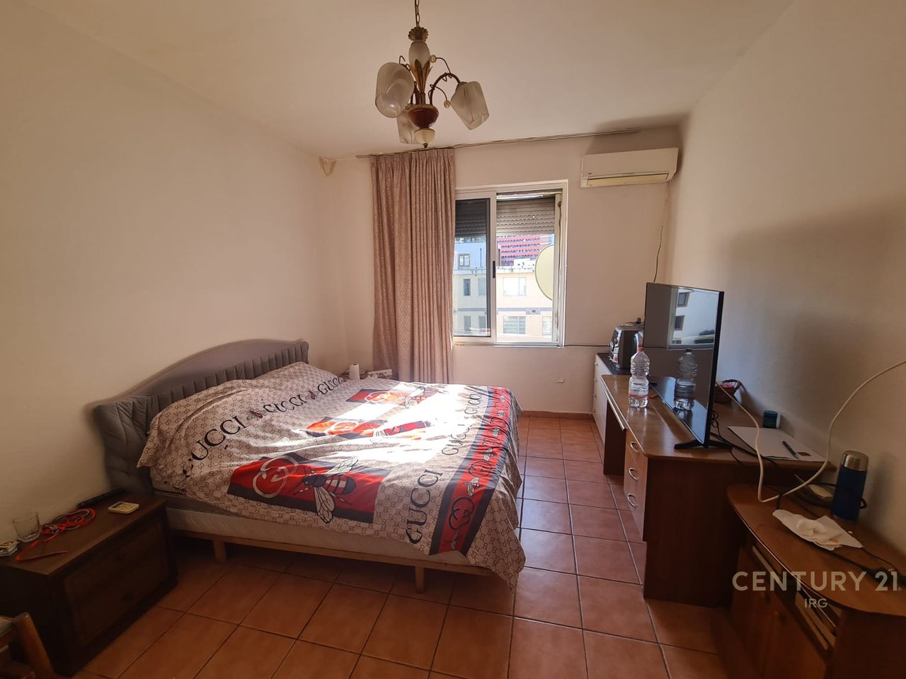 APARTMENT 4+2+1 NEAR P.NINI SCHOOL!